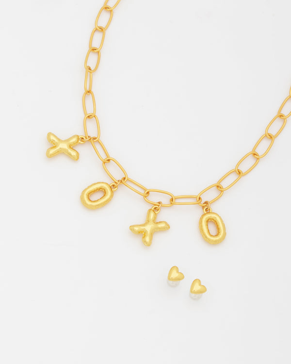 Collar Multicharms XOXO + Aretes By Jose Y Cami