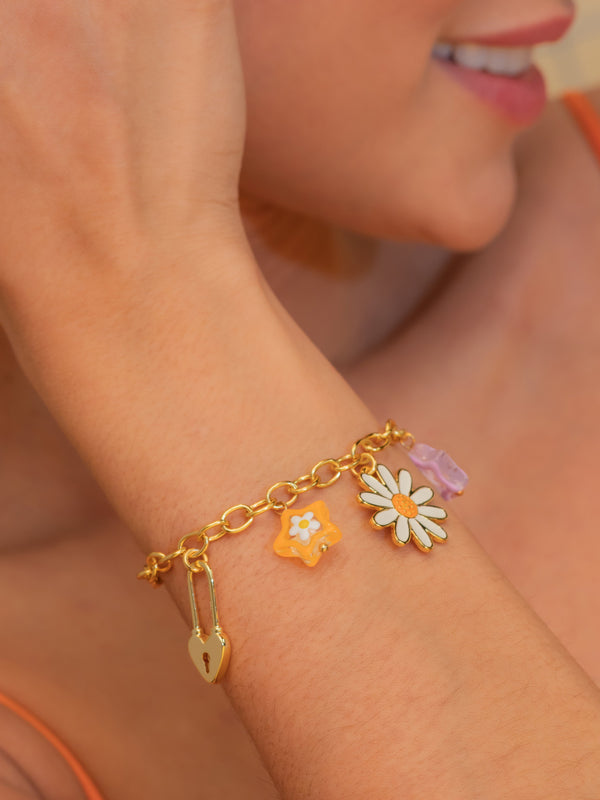 Pulsera Multicharms Margarita + Aretes